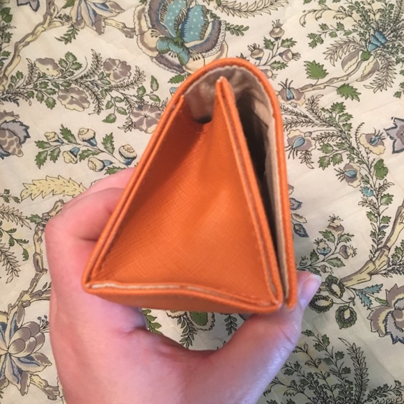 Tory Burch leather glasses case - Picture 7 of 7